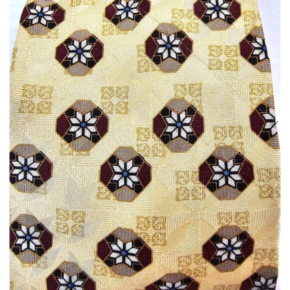 Bill Blass Black Label Tie 100% Silk Geometric Floral Pattern Yellow Burgundy - Picture 7 of 7